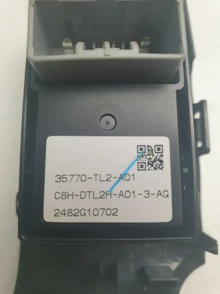 Acura TSX II (2009 - 2014) 35770tl2 Блок кнопок стеклоподъемников — фото 4