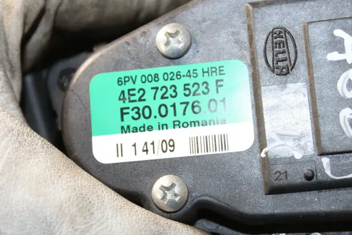 Audi A8 S8 D3 4E (2007 - 2010) 4E2723523F Педаль акселератора — фото 4
