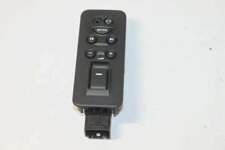 Land Rover Discovery 3 - LR3 (2004 - 2009) YUD501080PJV Блок кнопок стеклоподъемников — фото 1