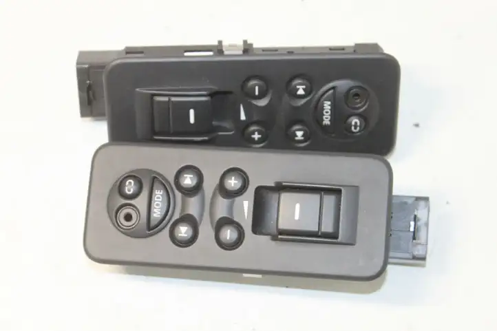 Land Rover Discovery 3 - LR3 (2004 - 2009) YUD501080PJV Блок кнопок стеклоподъемников — фото 5