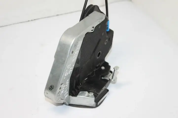 Toyota Auris E180 (2012 - 2018) Замок задней двери — фото 3