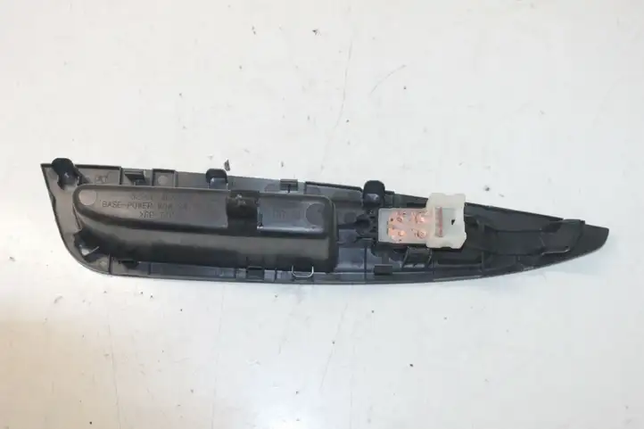 Nissan Qashqai (2013 - 2017) 829604EA0AX Блок кнопок стеклоподъемников — фото 3