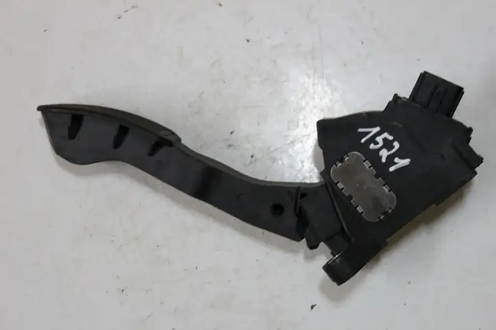 Toyota Auris 150 (2006 - 2012) 04277389085 Педаль акселератора — фото 5