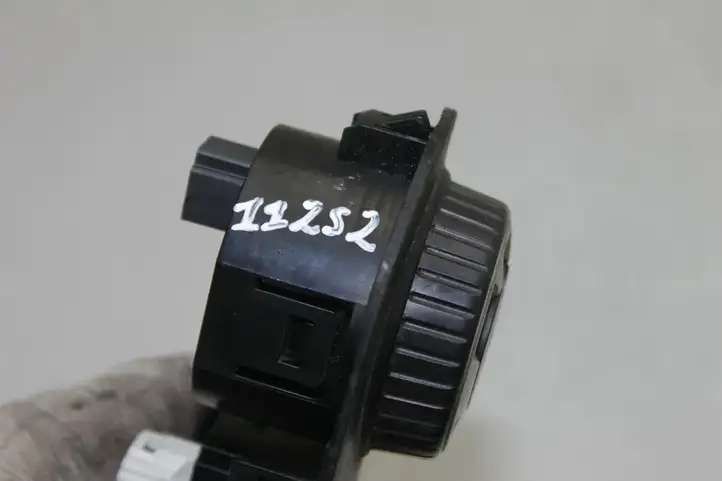 Nissan Qashqai (2006 - 2010) 96912JD60A Включатель блокировки дифференциалов — фото 5