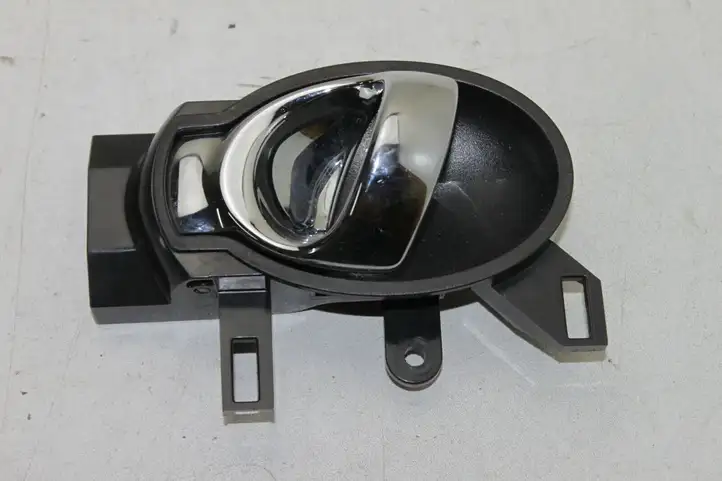 Nissan Qashqai (2006 - 2010) Внутренняя ручка двери — фото 1