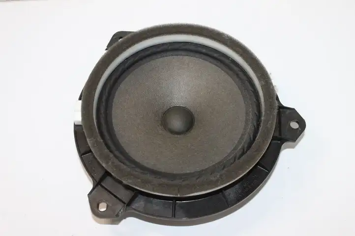 Toyota Corolla Verso E121 (2004 - 2007) 861600D180 Динамики передних дверей — фото 1
