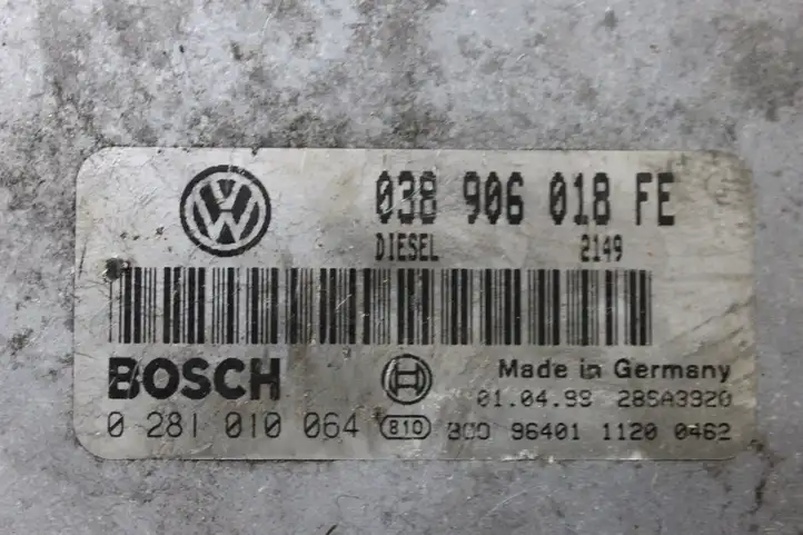 Volkswagen PASSAT B6 (2005 - 2010) 038906018FE Блок управления двигателем (ЭБУ) — фото 2