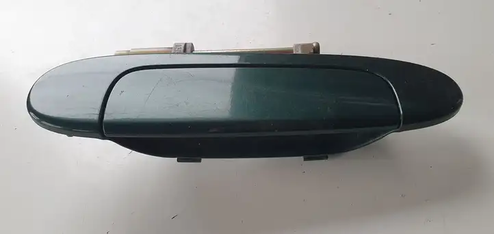 Toyota Yaris (1999 - 2003) Кнопка закрытия крышки багажника — фото 3