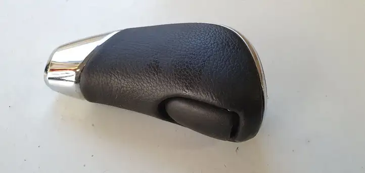 Nissan Pulsar (2014 - 2018) Ручка КПП — фото 3