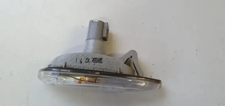 Hyundai i30 (2012 - 2015) Поворотный фонарь крыла — фото 2