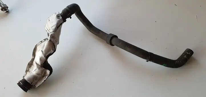 Audi A5 (2016 - ) Шланги системы охлаждения — фото 3