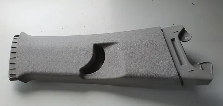 Toyota Yaris (2014 - 2019) Накладка ремня безопасности — фото 4