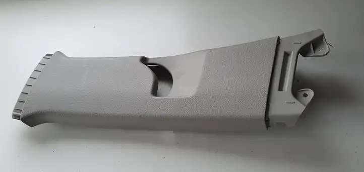 Toyota Yaris (2014 - 2019) Накладка ремня безопасности — фото 1