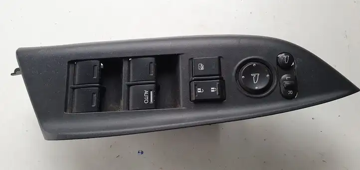 Honda Jazz (2015 - 2020) Другие включатели / ручки/ переключатели — фото 1