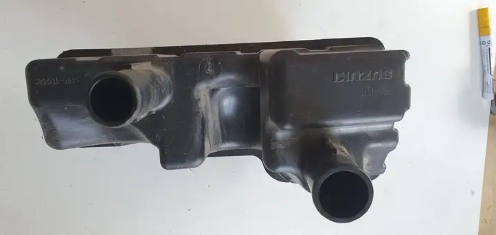 Nissan Pixo (2008 - 2013) Прочие детали моторного отсека — фото 3