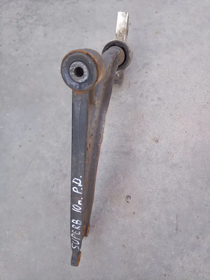 Skoda Superb B6 (3T) (2008 - 2015) Вилка подвески — фото 4