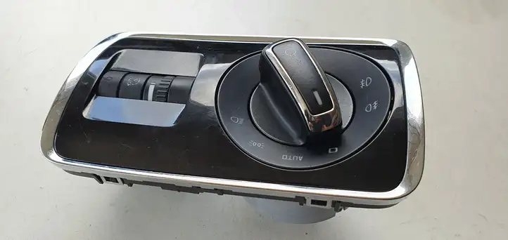 Skoda Superb B6 (3T) (2008 - 2015) Включатель фонарей — фото 2