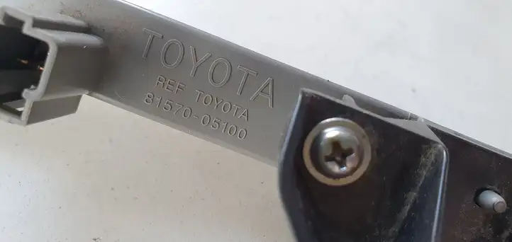 Toyota Auris E180 (2012 - 2018) Дополнительный стоп фонарь — фото 6