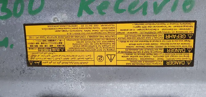 Lexus GS 300 350 430 450h (2004 - 2007) Коленная подушка безопасности — фото 7