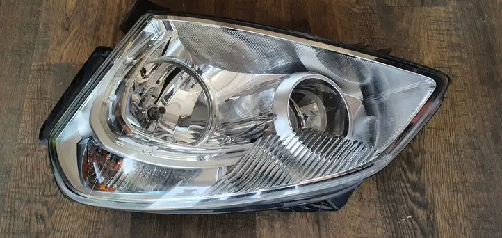 Nissan Qashqai (2006 - 2010) Передняя фара — фото 8