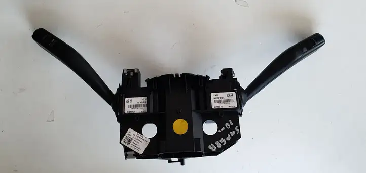 Skoda Superb B6 (3T) (2008 - 2015) Подрулевой переключатель — фото 2