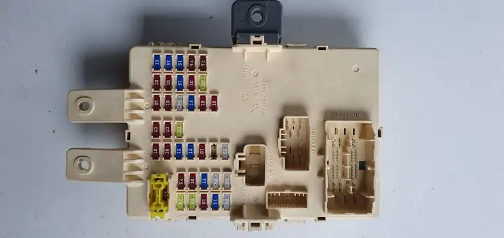 Kia Sportage (2014 - 2016) Модуль комфорта — фото 4