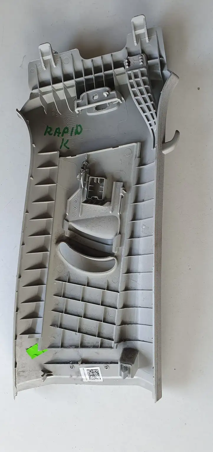 Skoda Rapid (NH) (2012 - 2019) Накладка ремня безопасности — фото 3