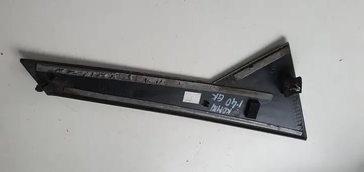 Hyundai i40 (2011 - ) Накладка стекла задней двери — фото 3