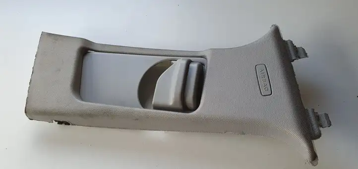 Mercedes-Benz C W204 (2007 - 2014) Накладка ремня безопасности — фото 1