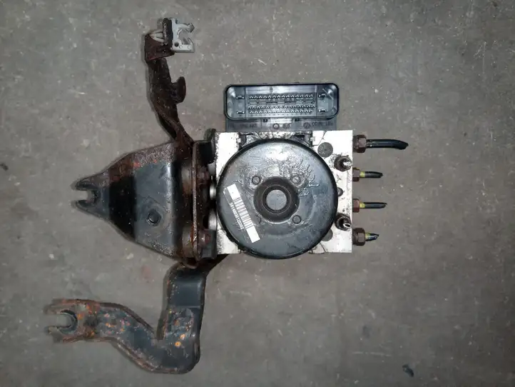 Honda Accord (2008 - 2016) ABS блок — фото 1