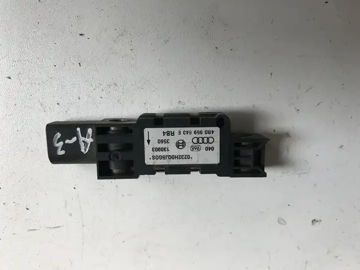 Audi A3/S3 8P (2004 - 2008) 4B0959643E Датчик удара SRS — фото 1