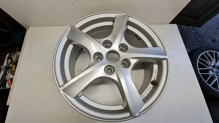 Ford Focus (2011 - 2015) KBA49924 Легкосплавный колесный диск R16 — фото 1
