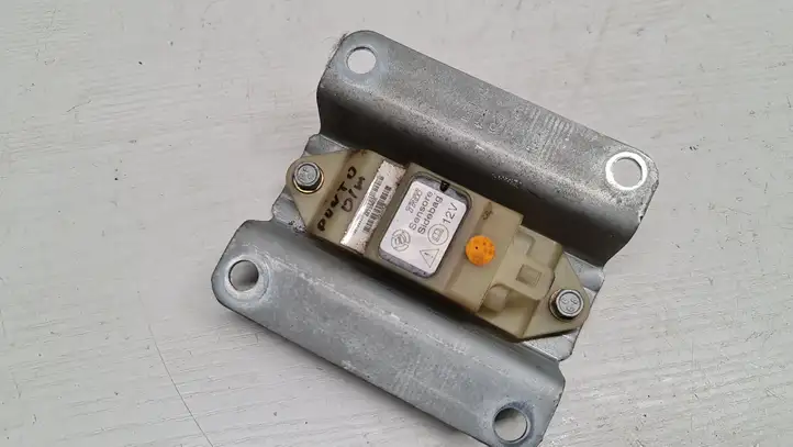 Fiat Punto (188) (1999 - 2010) 46739605 Датчик удара SRS — фото 1