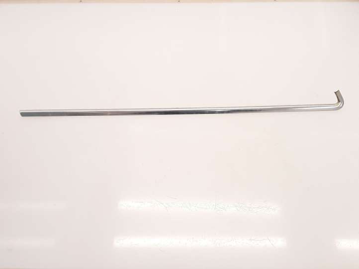 Audi A6 (1997 - 2001)  4B9853345 Отделка заднего бокового стекла