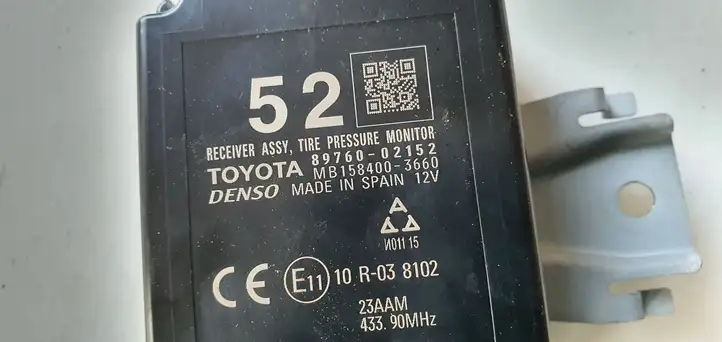 Toyota Auris E180 (2012 - 2018) Прочие датчики — фото 4