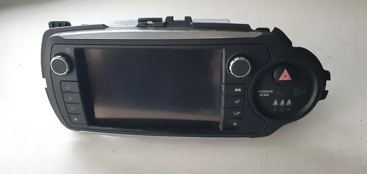 Toyota Yaris (2014 - 2019) Магнитола / мультимедийная система — фото 8