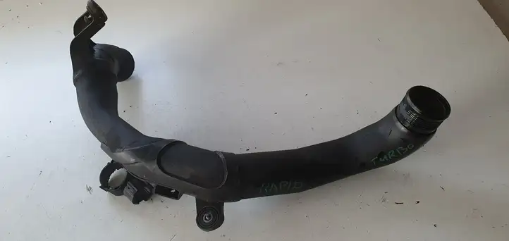 Skoda Rapid (NH) (2012 - 2019) Патрубок турбины — фото 3