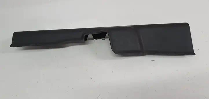 Honda Jazz (2015 - 2020) Внутренняя отделка переднего порога — фото 1