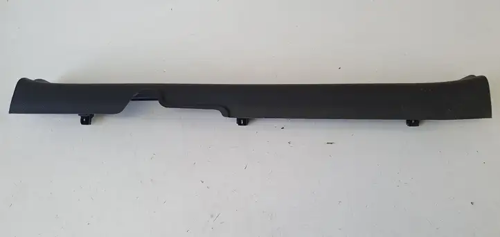 Hyundai i40 (2011 - ) Внутренняя отделка переднего порога — фото 1