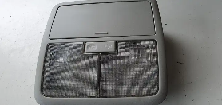 Toyota Auris E180 (2012 - 2018) Очечник — фото 6