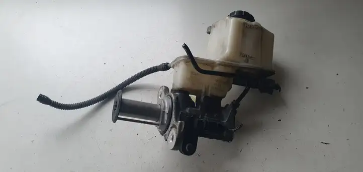 Volkswagen Golf VII (2013 - 2019) Главный тормозной цилиндр — фото 1