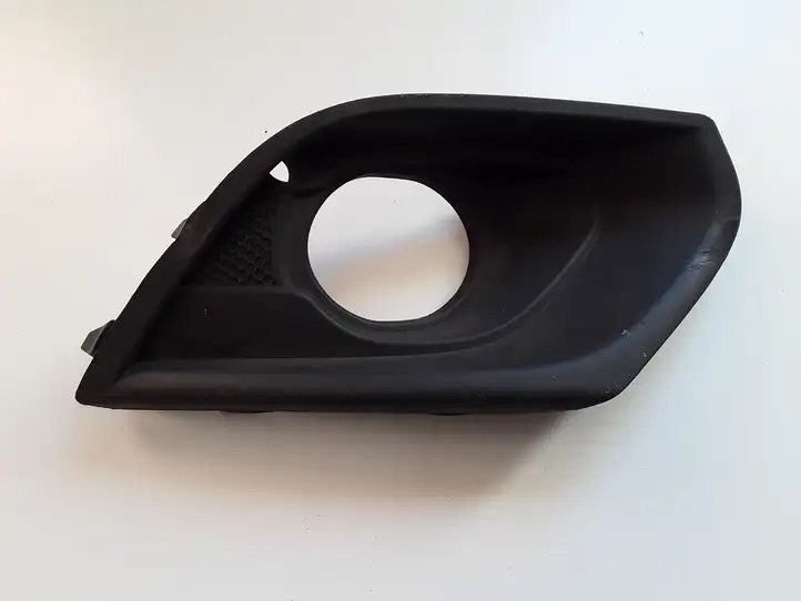 Opel Corsa E (2014 - 2019) 13450671 Решетка противотуманной фары — фото 1