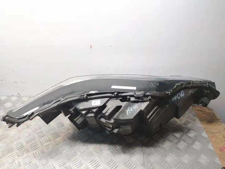 Lexus RX 450H (2019 - ) Передняя фара — фото 3