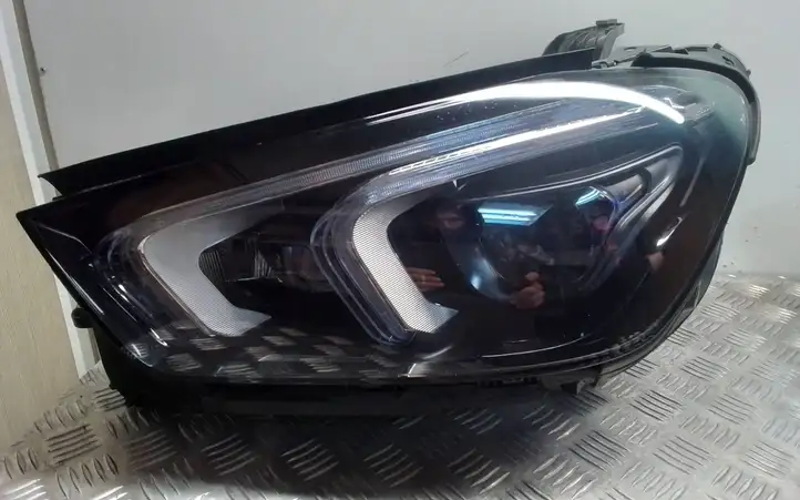 Mercedes-Benz GLE W167 (2019 - ) A1679066504 Передняя фара — фото 1