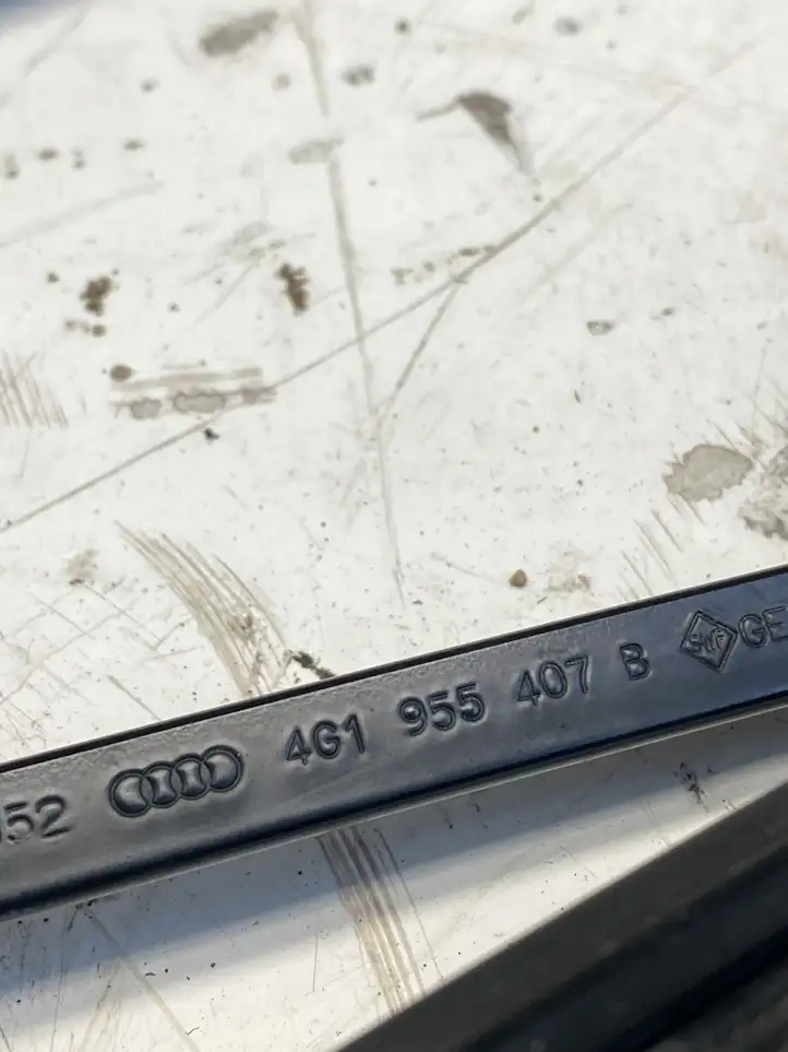 Audi A6 C7 (2011 - 2014) 4G1955408B Рычаг стеклоочистителя — фото 5