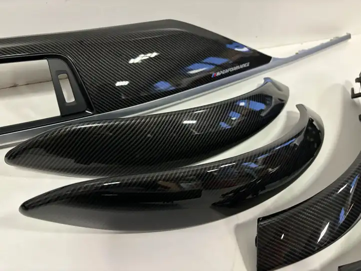 BMW 3 F30 F35 F31    Декоративная планка