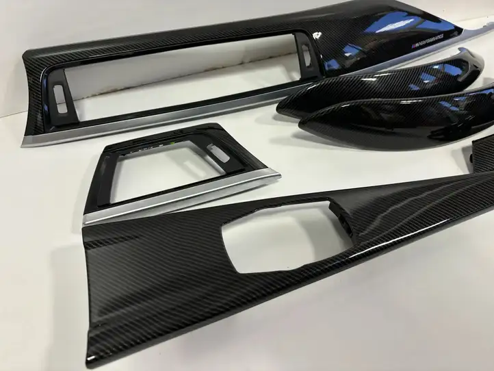 BMW 3 F30 F35 F31    Декоративная планка