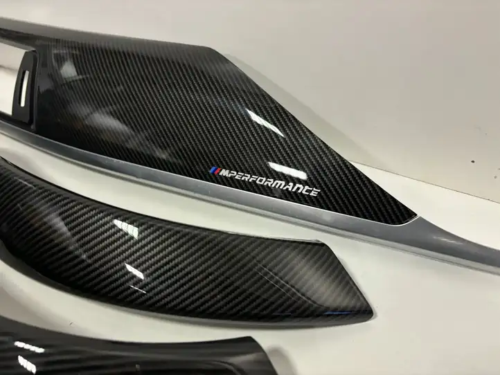 BMW 3 F30 F35 F31    Декоративная планка