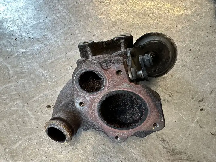 Nissan Juke I F15 (2010 - 2018) Трубка EGR — фото 3