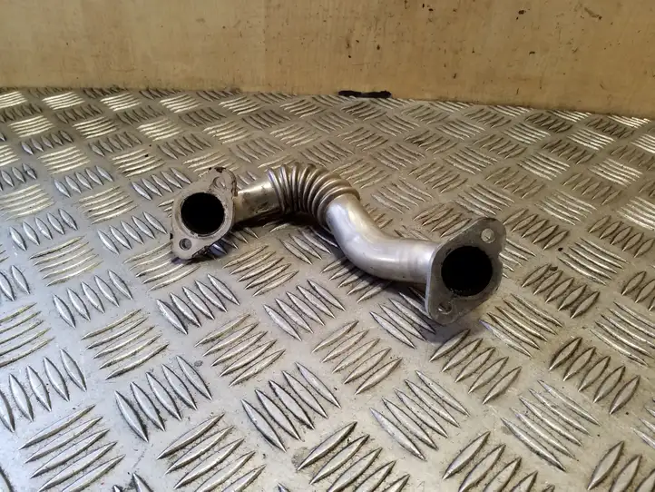 Volkswagen PASSAT CC (2008 - 2012) 03P131521A Трубка EGR — фото 3